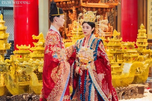 漢服婚紗推薦,婚紗工作室漢服,漢服婚紗攝影,漢服婚禮禮服,傳統漢服婚紗,時尚漢服婚紗,漢服個人寫真,漢服全家福攝影,漢服拍照,漢服寫真